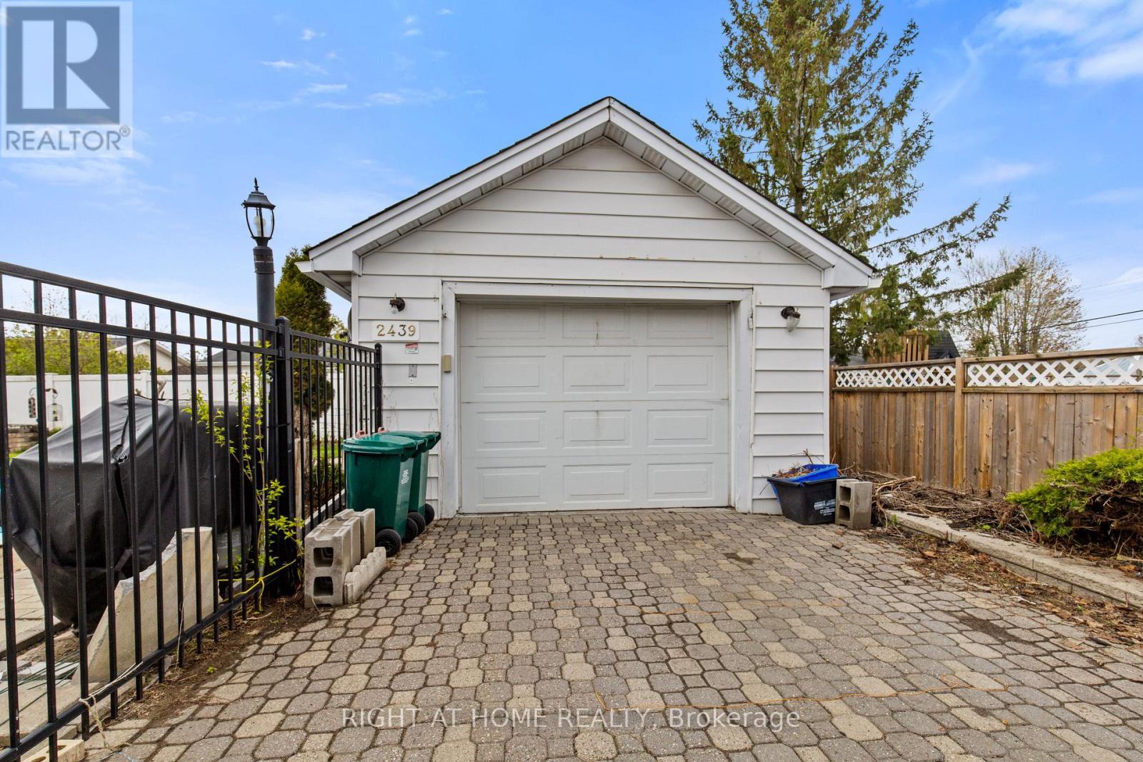 2439 RAYMOND STREET