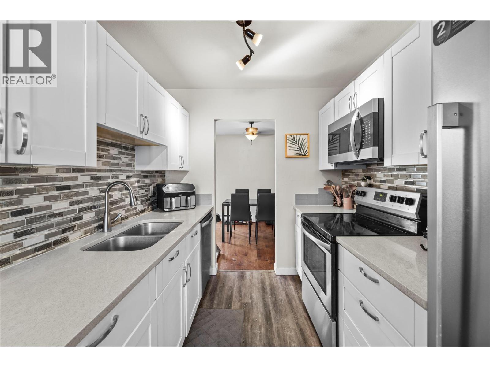 700 Collingwood Drive Unit# 4