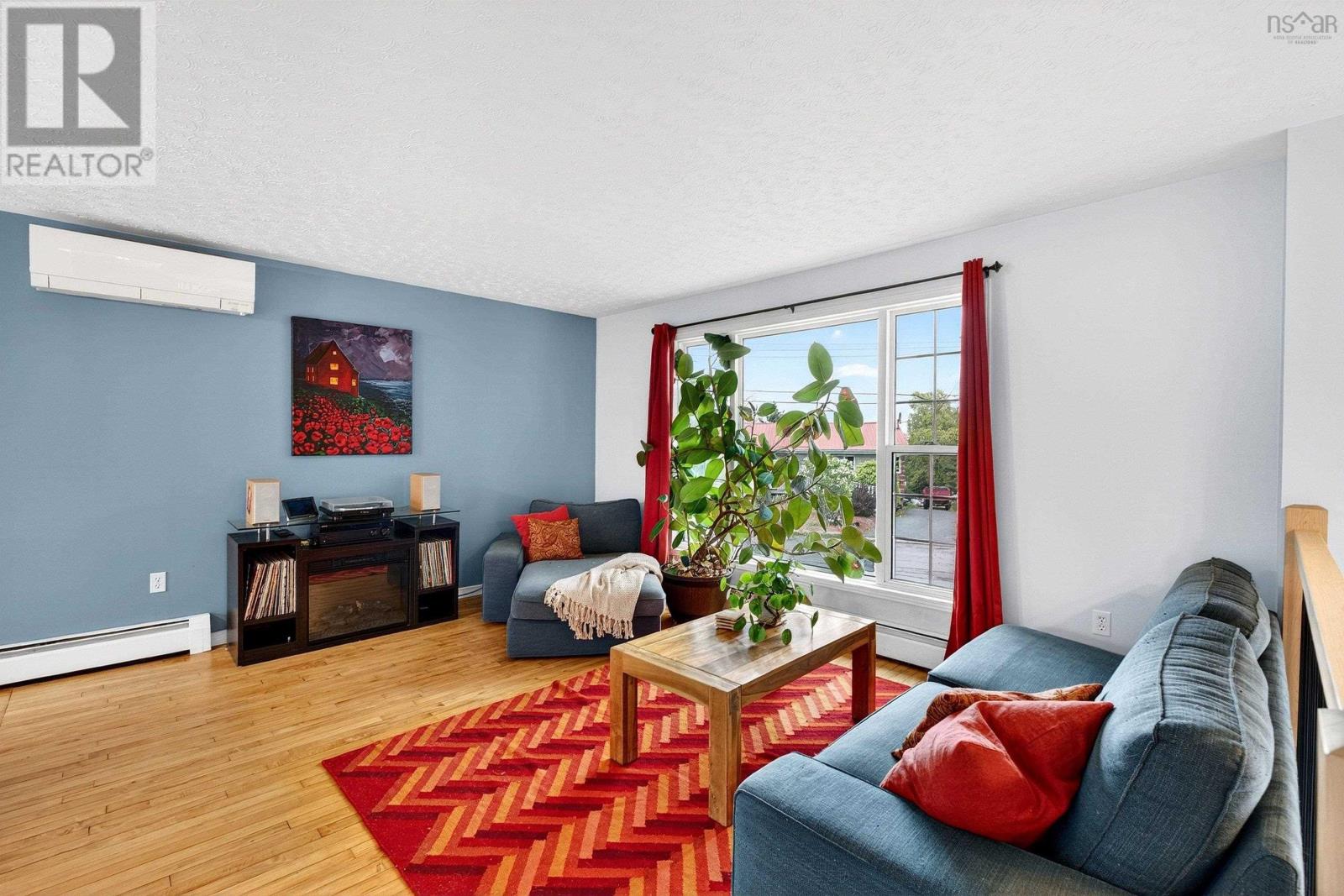 9 Shalimar Crescent