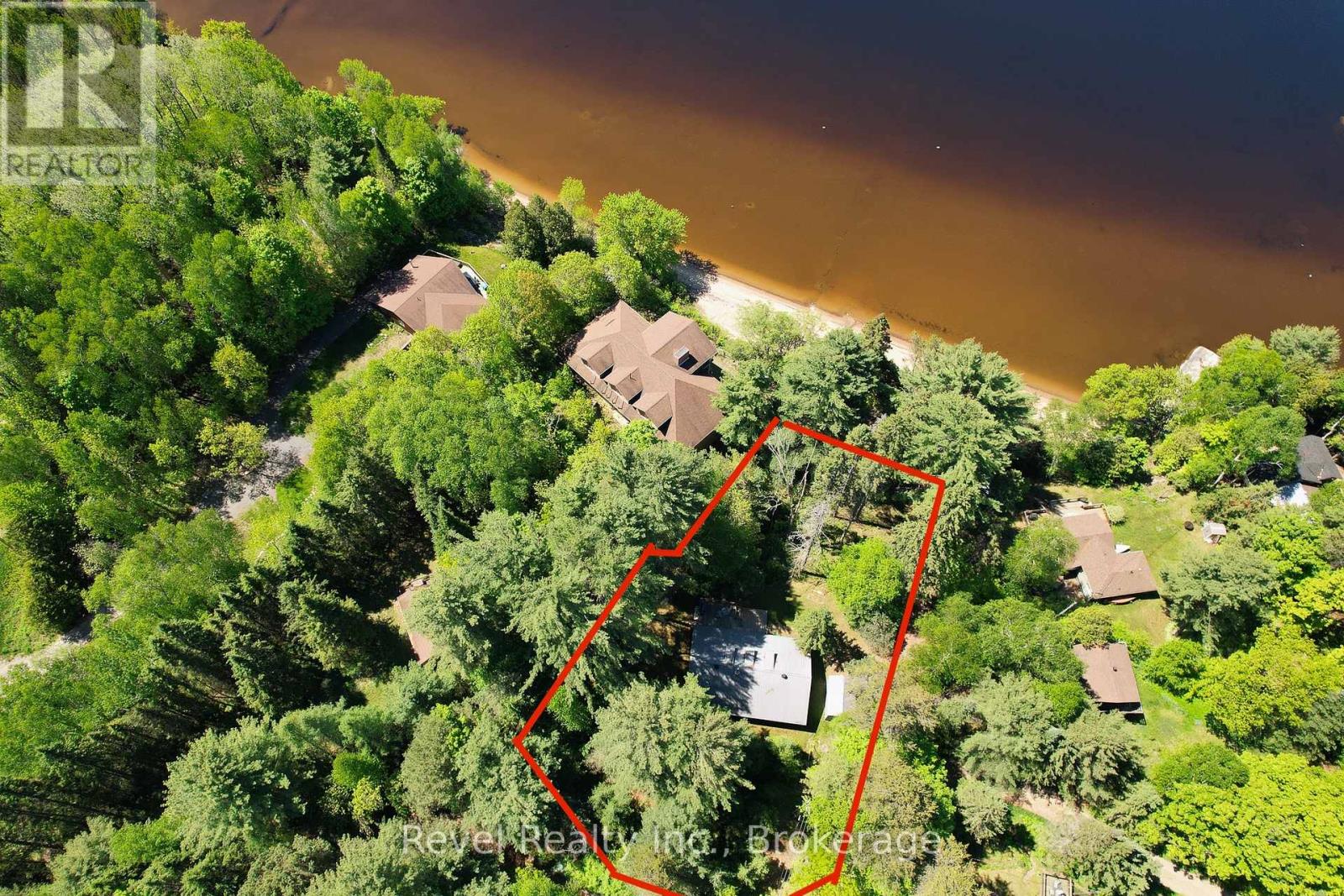 37 WILLOW LANE