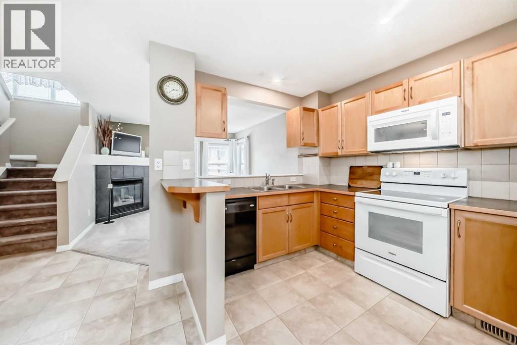 137 Luxstone Way SW