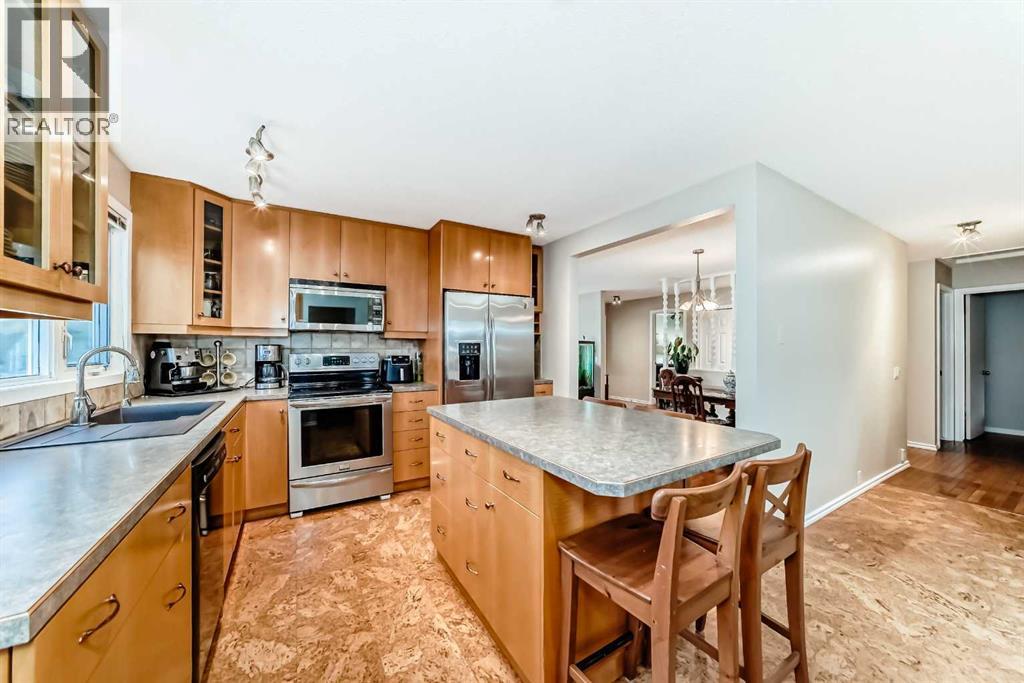308 Cannington Place SW