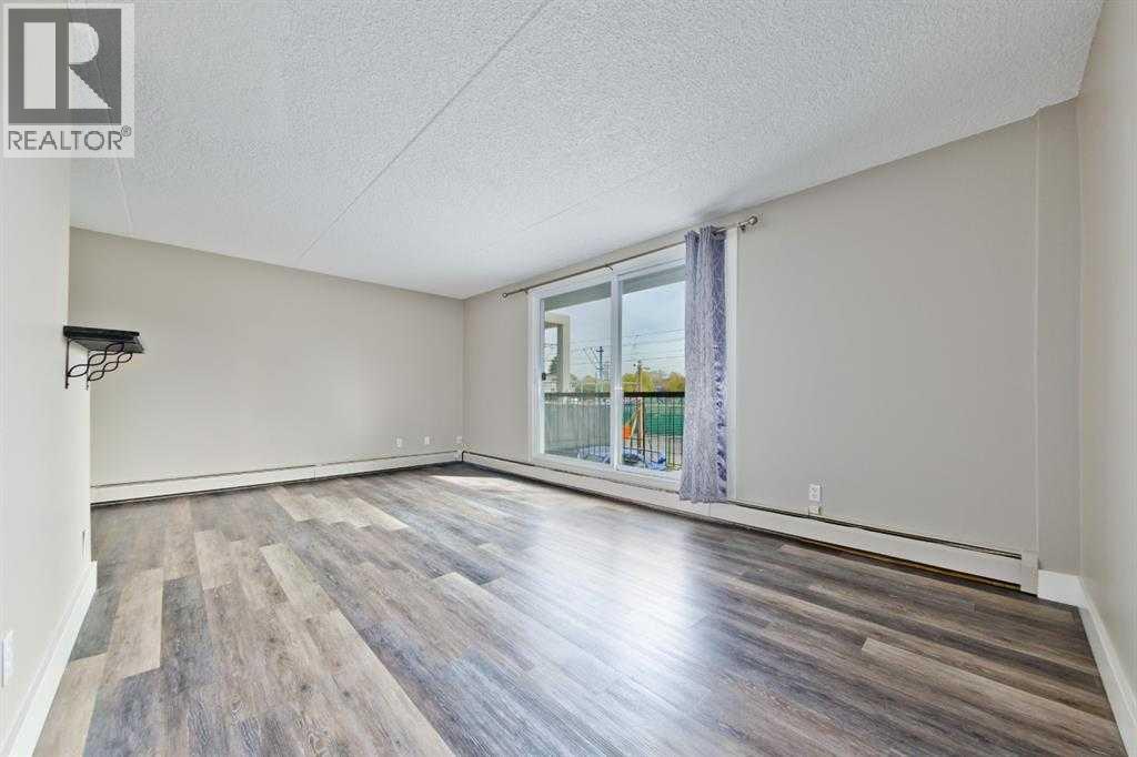 201, 315 9A Street NW