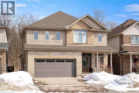 634 SUNDEW Drive Waterloo ON N2V0C1