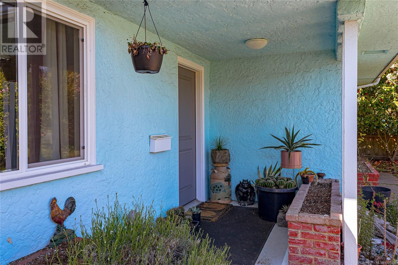 3228 Service St