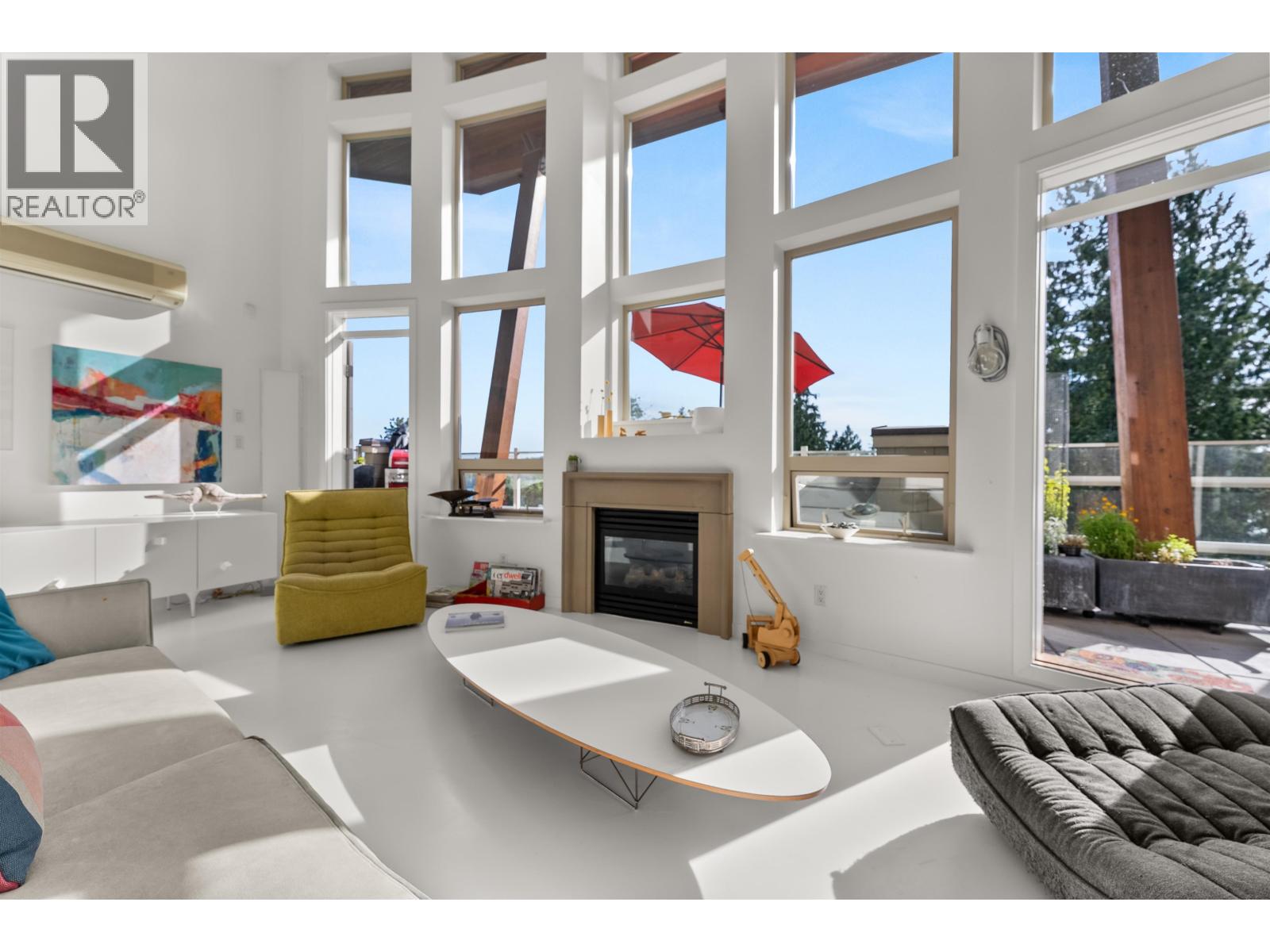 501 560 RAVEN WOODS DRIVE