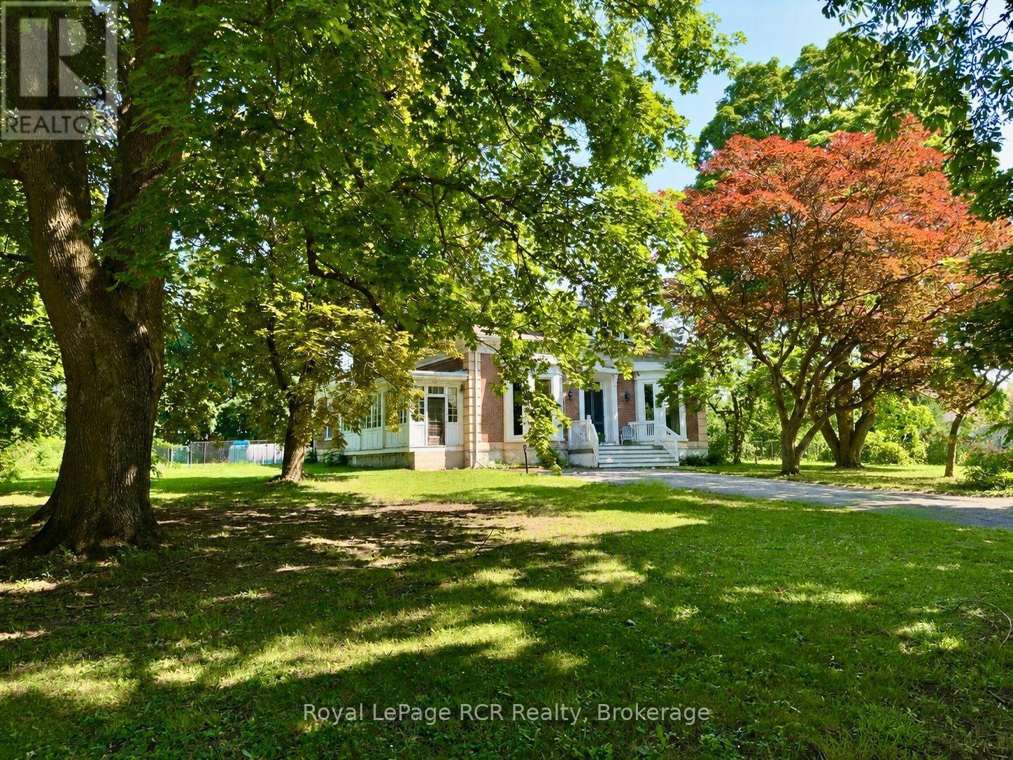 388 DURHAM ROAD E