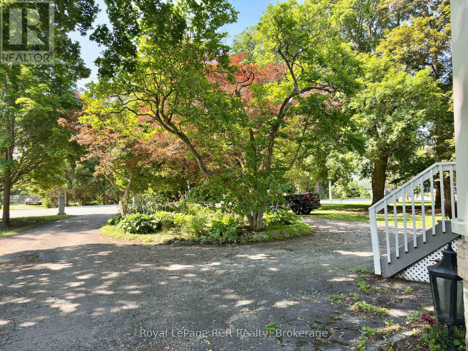 388 DURHAM ROAD E