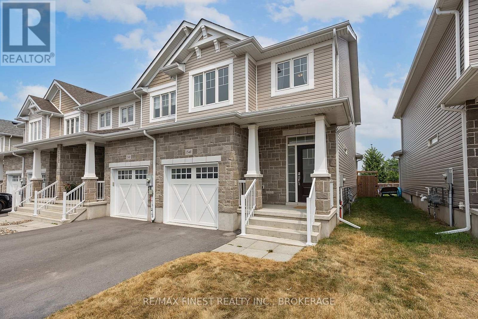 1540 DAVENPORT CRESCENT