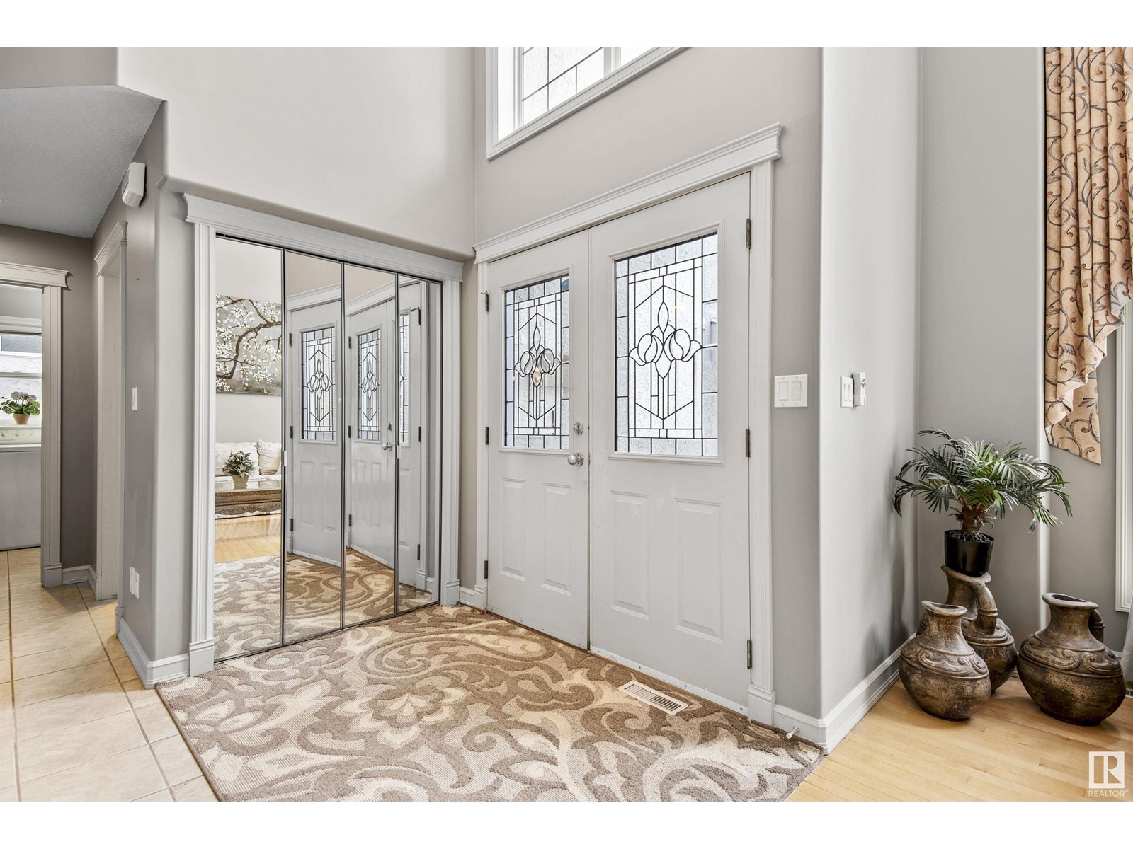 207 FALCONER LI NW