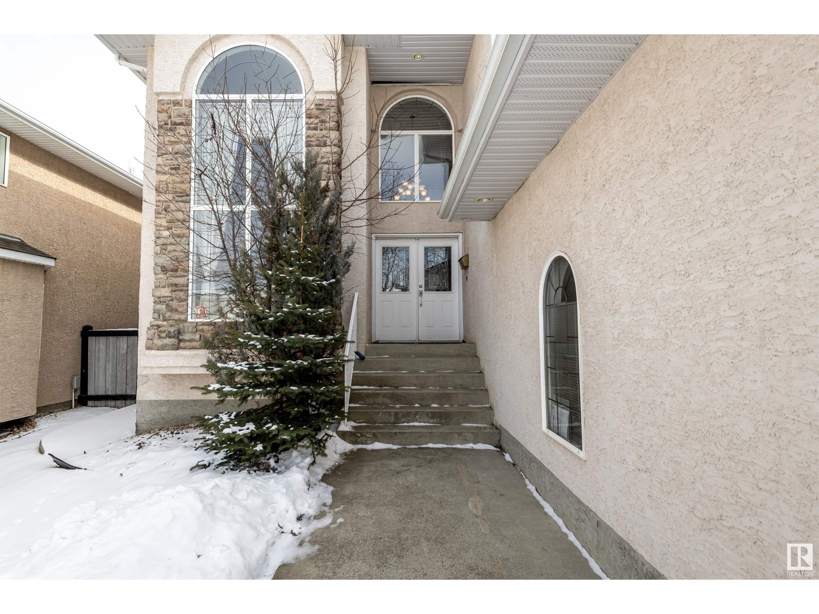 207 FALCONER LI NW