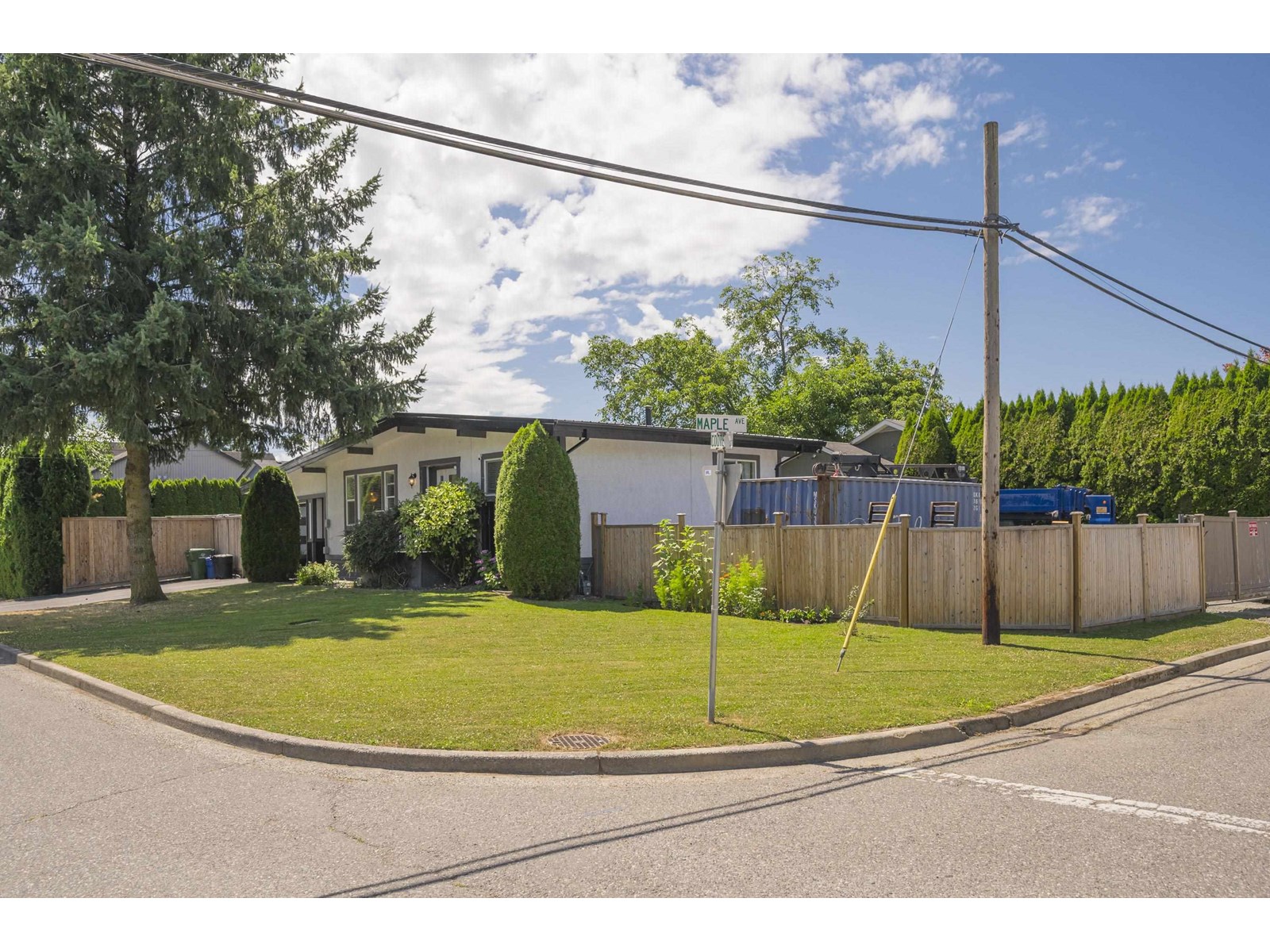 9385 COOTE STREET|Chilliwack Proper East