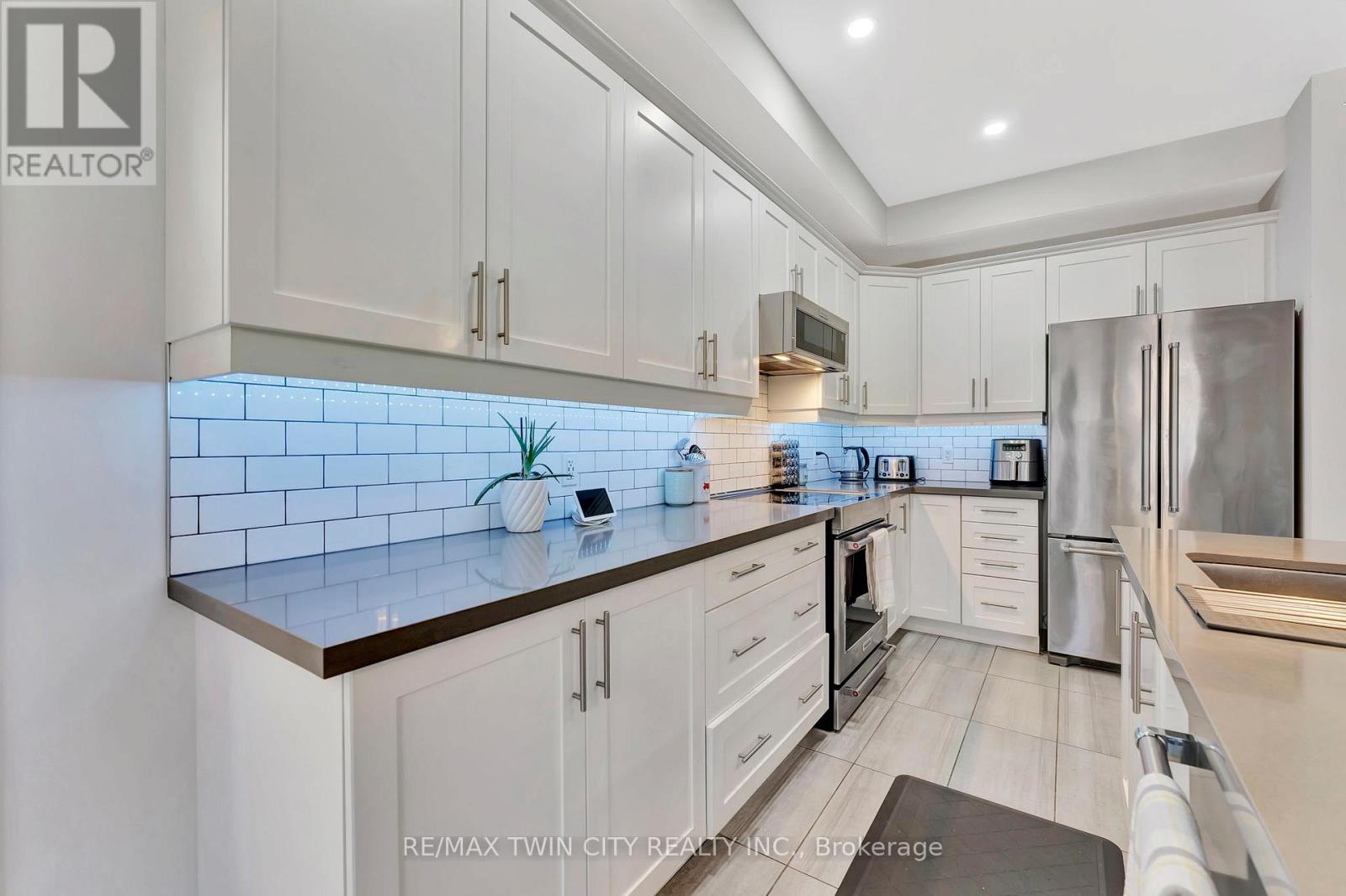 16 CUMBERLAND STREET