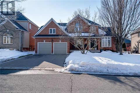 148 FOXRIDGE Drive Ancaster ON L9G5B9