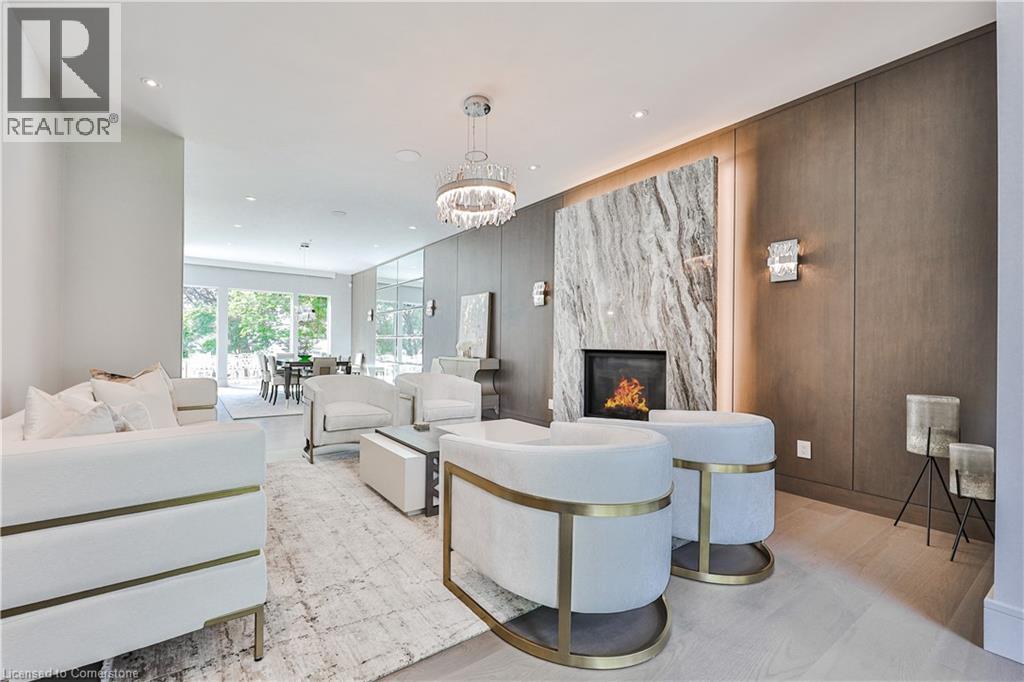 2250 CHANCERY Lane W