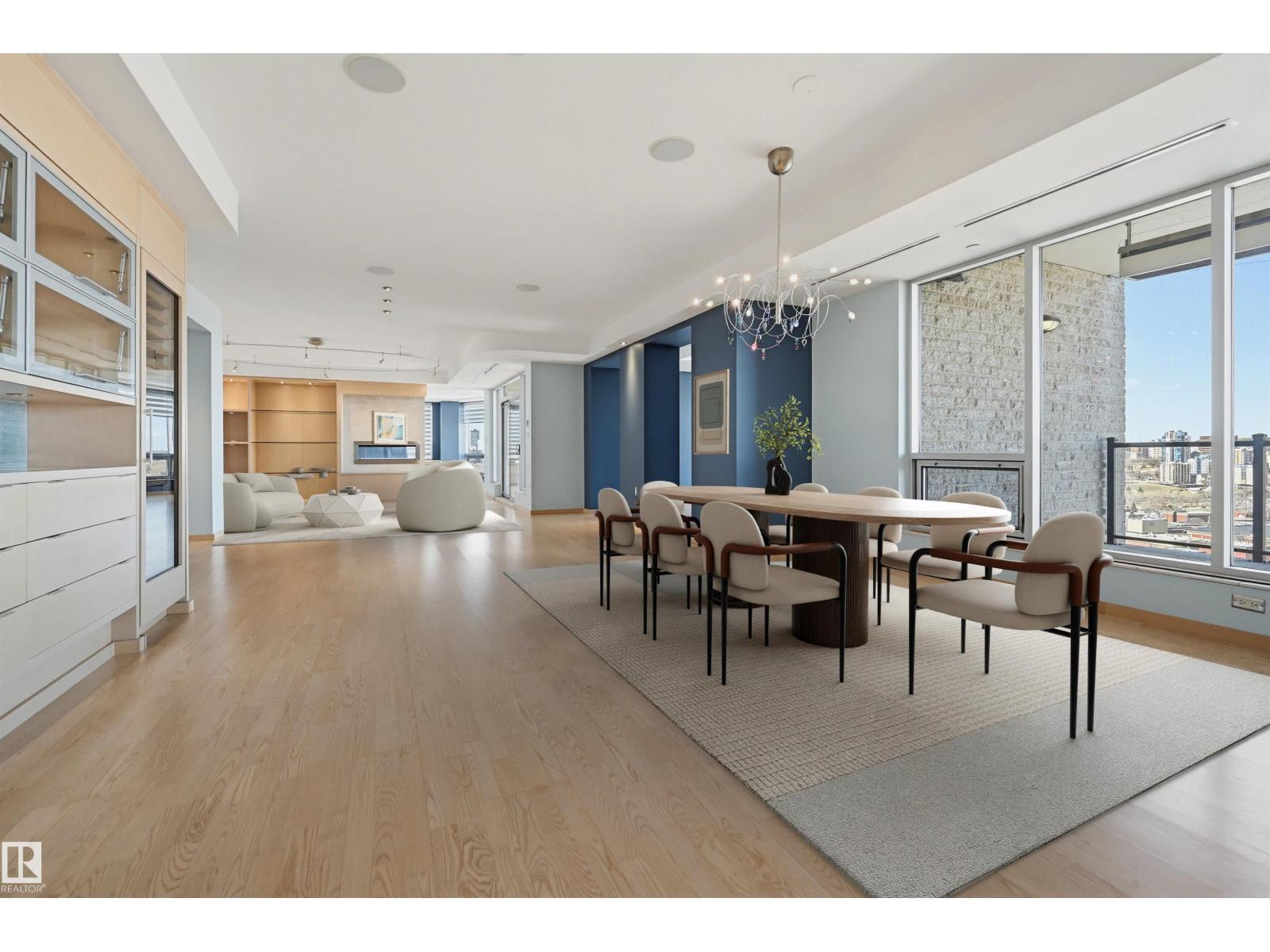 #901 10035 SASKATCHEWAN DR NW