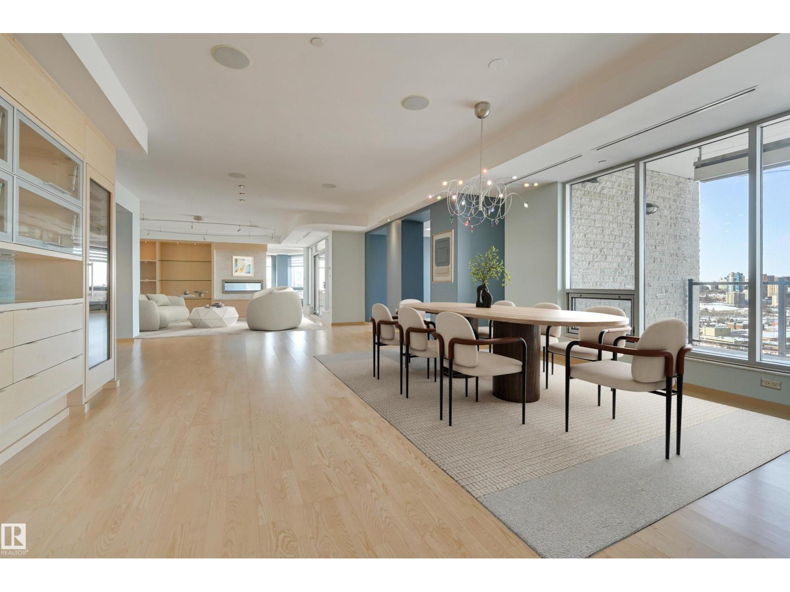 #901 10035 SASKATCHEWAN DR NW