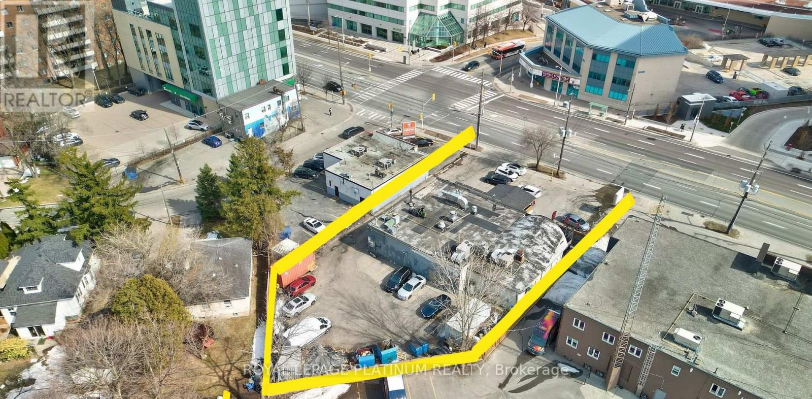 5308 & 5310 DUNDAS STREET W