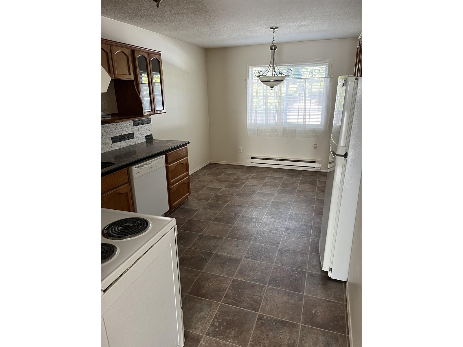 1-10 9416 HAZEL STREET|Chilliwack Proper East