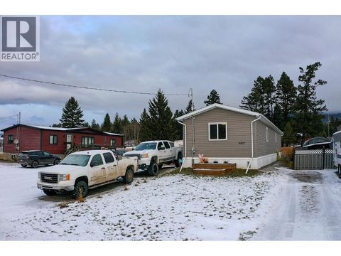 4821 CRESCENTWOOD Drive Edgewater BC V0A1E0