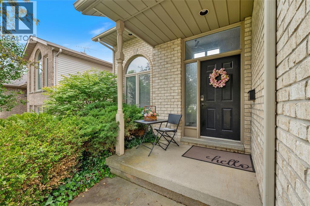 4095 CATHERINE STREET - Photo 3