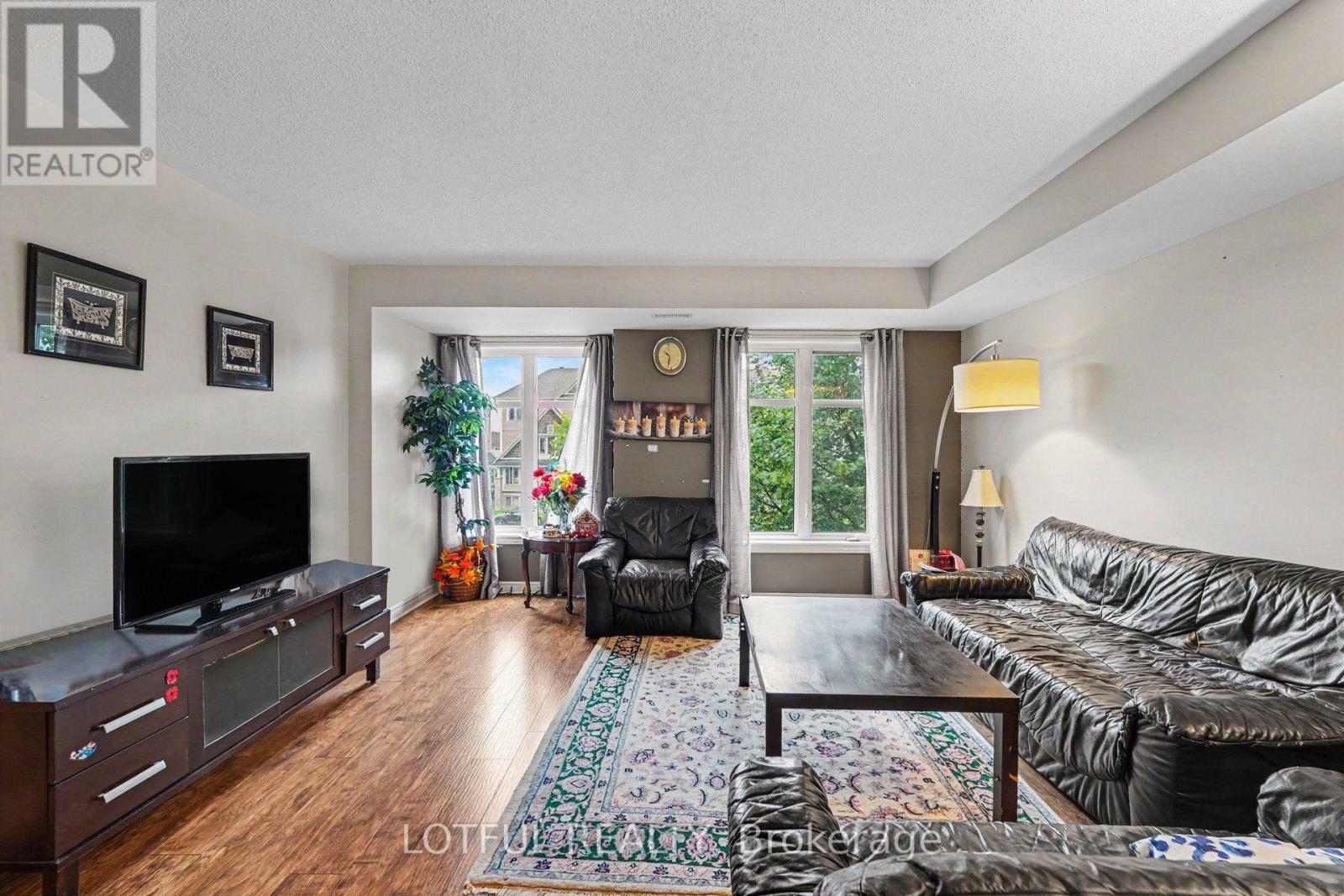 20 - 585 CHAPMAN MILLS DRIVE