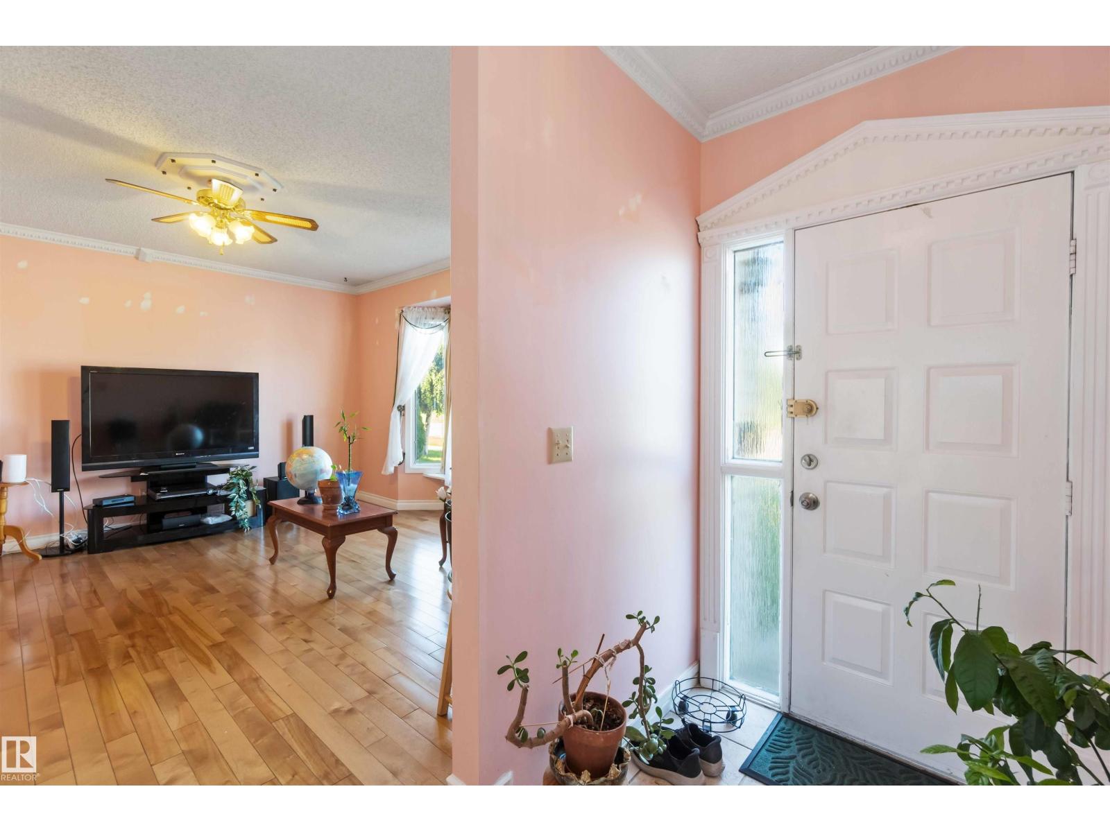 7227 184 ST NW