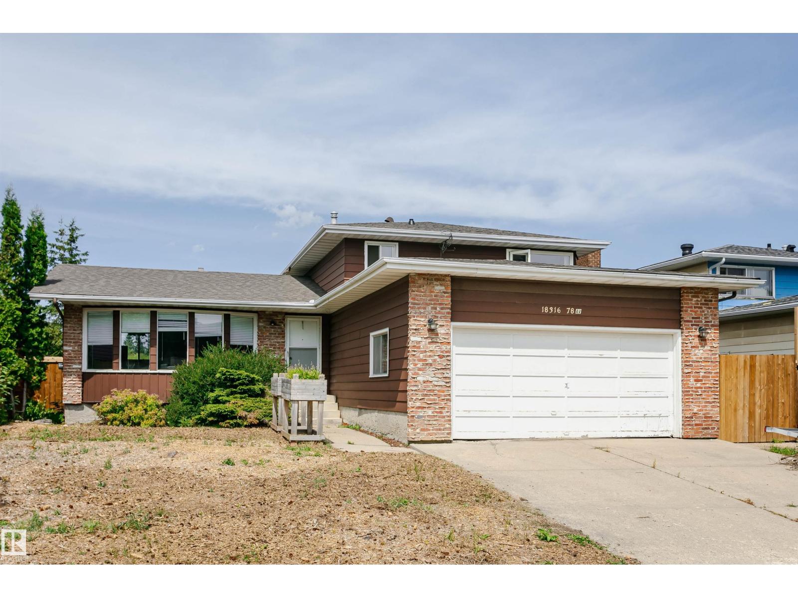 18316 78 AV NW