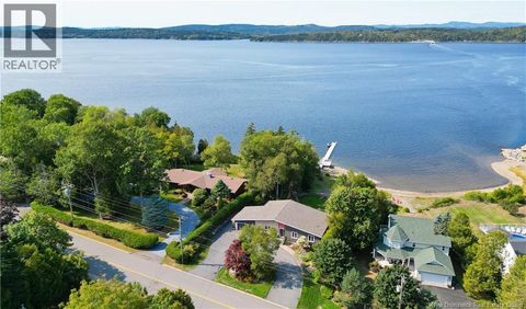 1005 KENNEBECASIS Drive Saint John NB E2K5A6