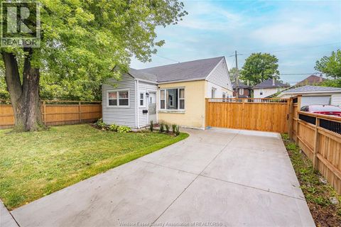 269 JOSEPHINE AVENUE Windsor ON N9B2K7