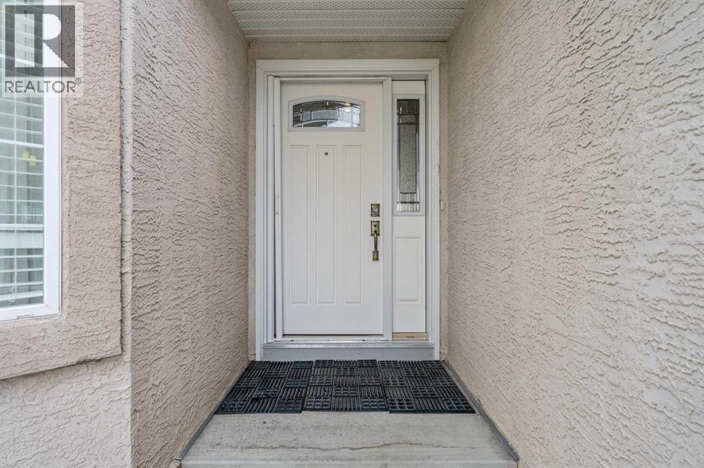 310 Riverside Garden NW