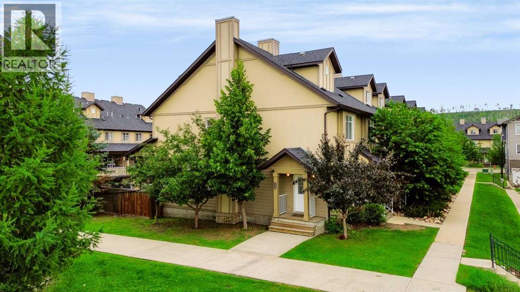 22, 137 Fontaine Crescent