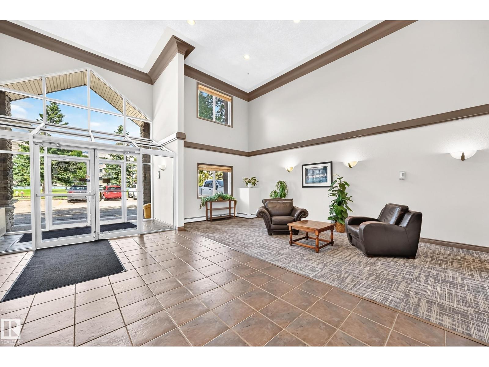 #324 279 SUDER GREENS DR NW