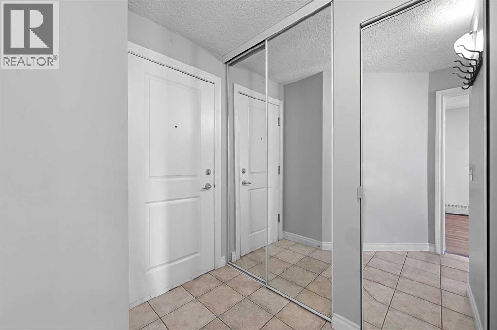 305, 60 38A Avenue SW