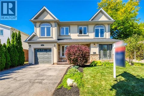 5281 CINDY Lane Burlington ON L7L3Y4