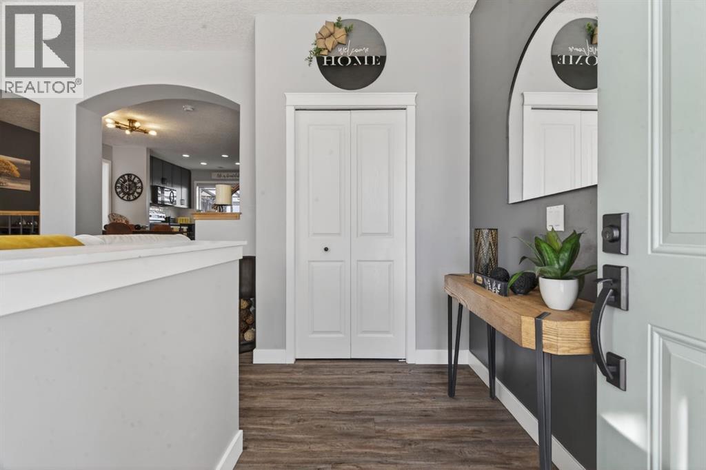 43 Drake Landing Common