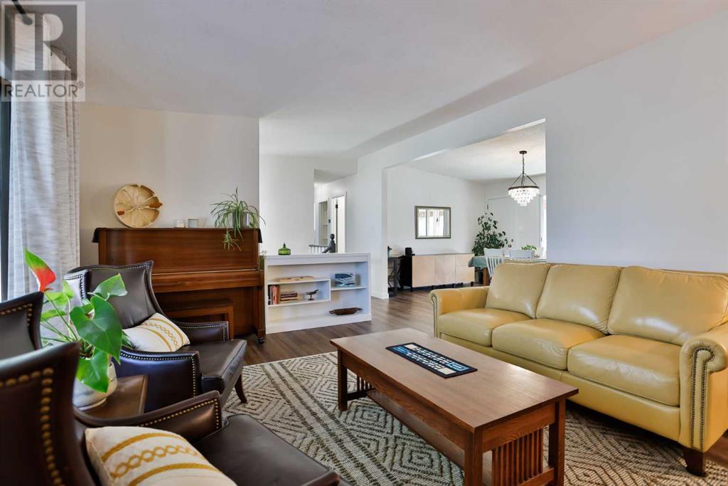 65 Modesto Road W