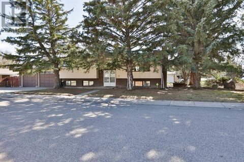 65 Modesto Road W Lethbridge AB T1K4A2