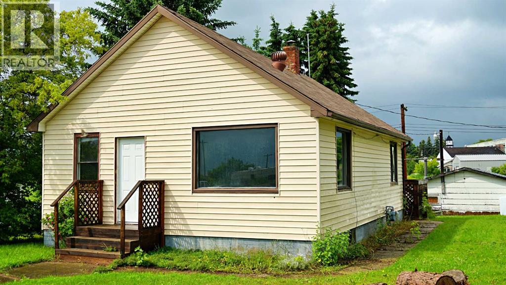 4 1 Avenue