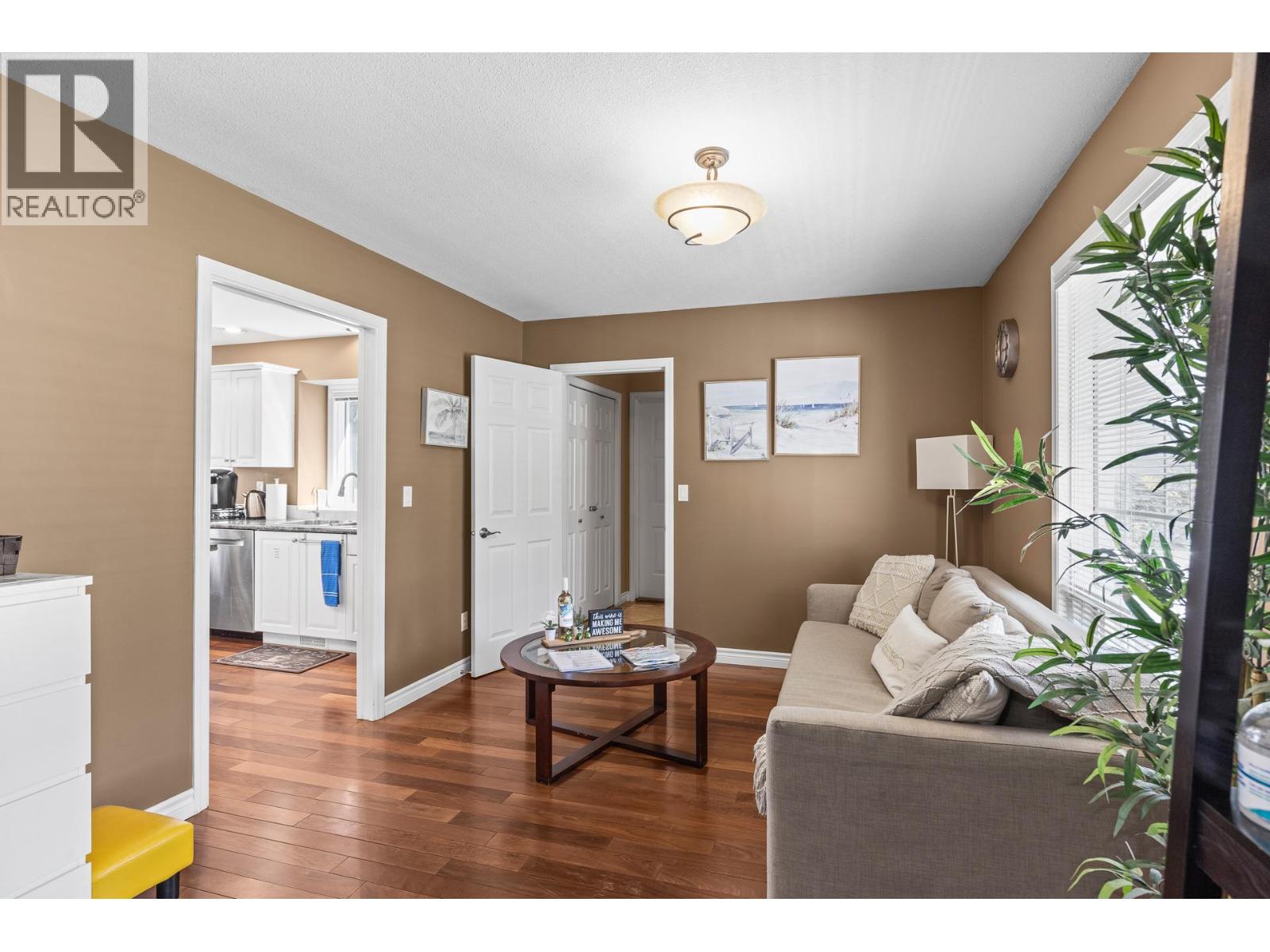11523 Pretty Road