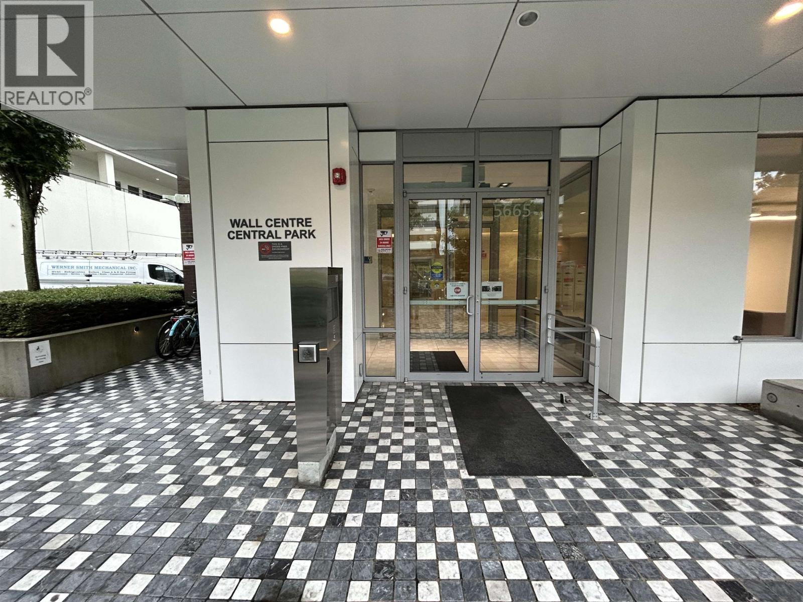 613 5665 BOUNDARY ROAD