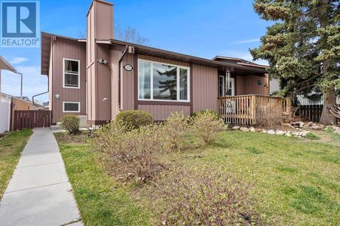 1127 Falworth Road NE Calgary AB T3J1C8