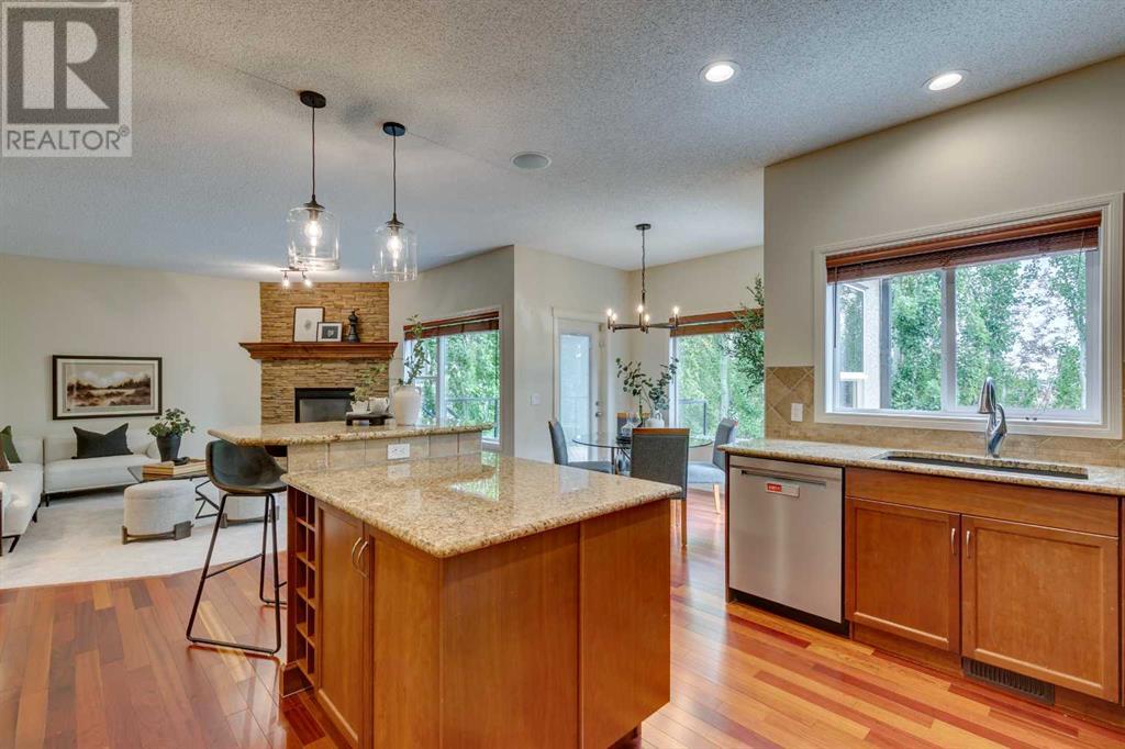 75 Cranridge Heights SE