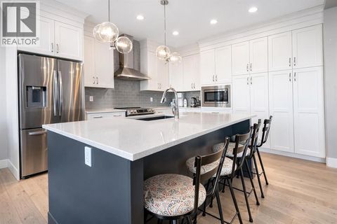 66 Coopersfield Park SW Airdrie AB T4B4K8