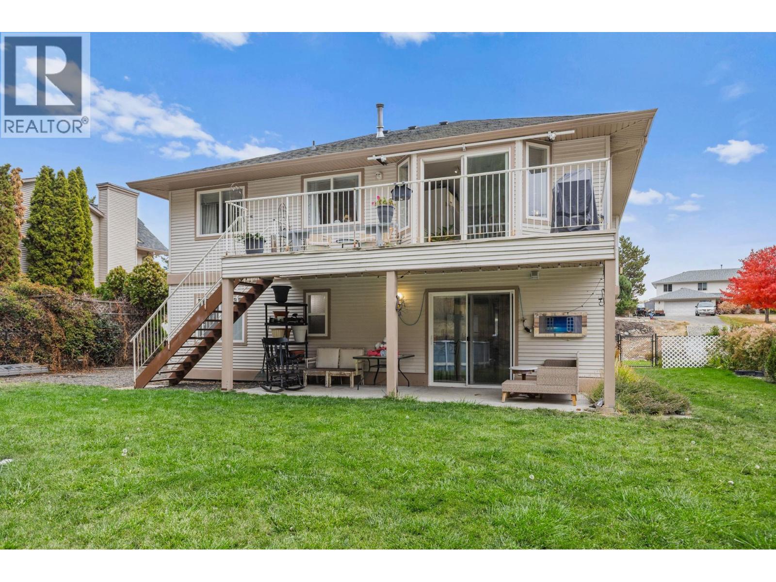 5817 Victoria Street