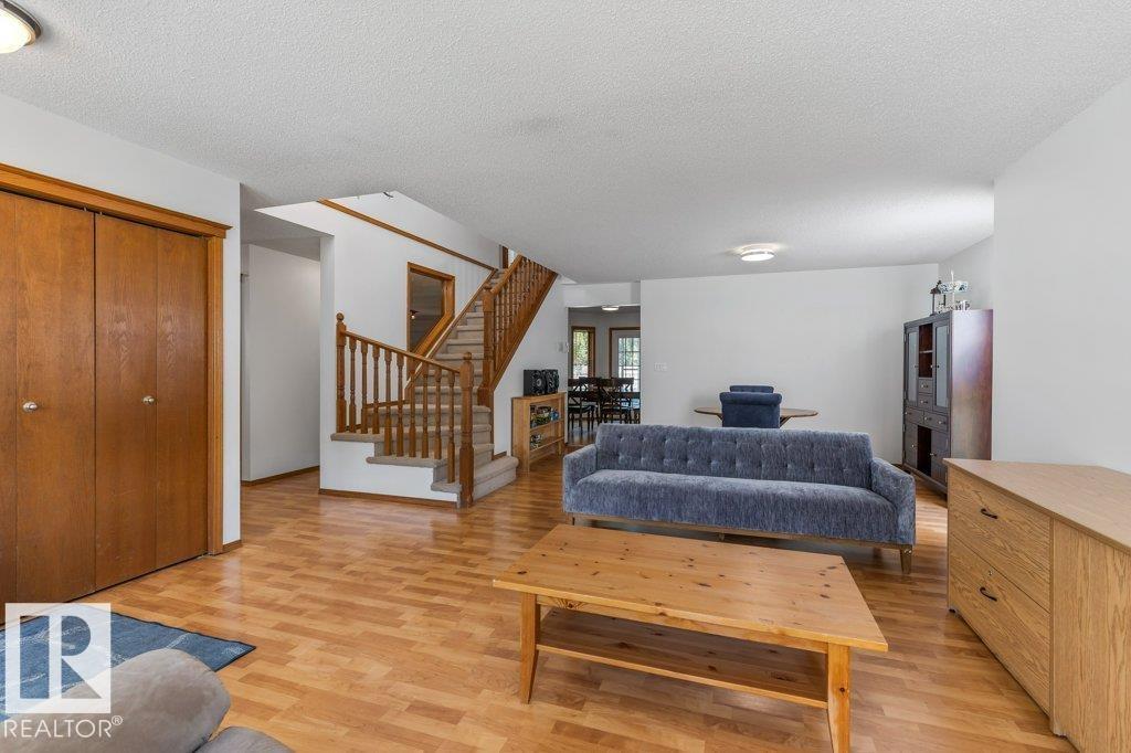 51 ALDERWOOD BLVD