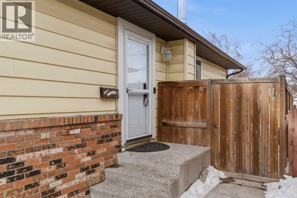 79 Templehill Drive NE