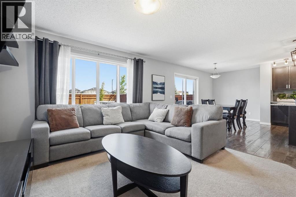 73 Mount Rae Heights