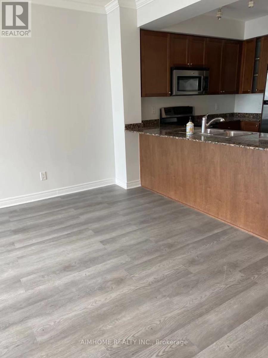1208 - 100 PROMENADE CIRCLE