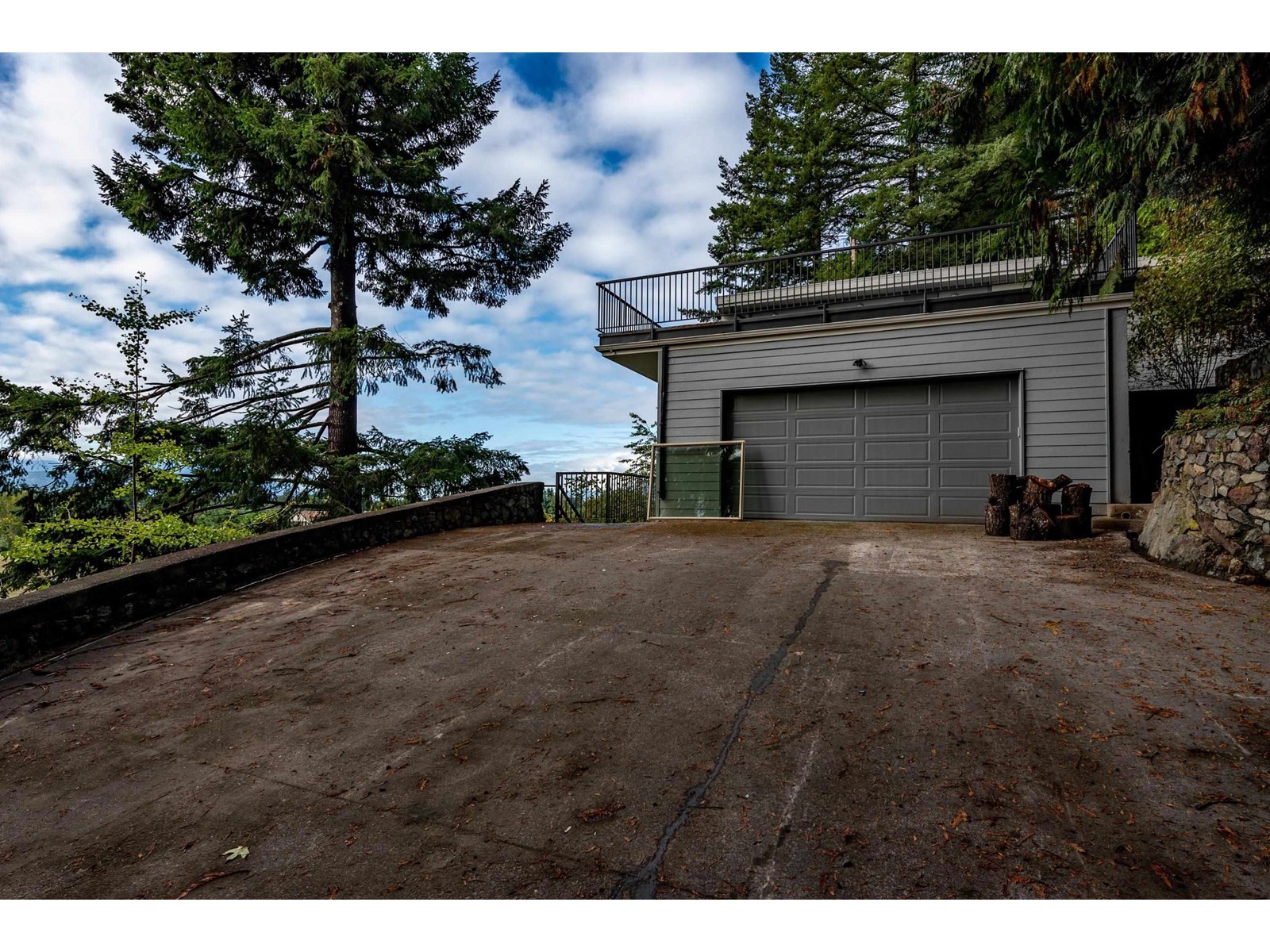 47005 YALE ROAD|Little Mountain